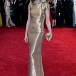 Anne-Hathaway-2015-Unutulmaz-MET-Gala-Gorunumleri-1974-den-2018-e