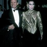 Cher-1985-Unutulmaz-MET-Gala-Gorunumleri-1974-den-2018-e