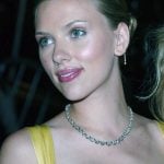 Scarlett-Johansson-2004-Unutulmaz-MET-Gala-Costume-institute-Gala-Sac-ve-Makyajlari-MET-Gala-2019