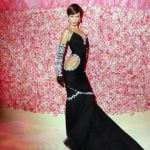 Bella-Hadid-Moschino-met-gala-2019-unutulmayacak-gorunumleri-tema-konsept