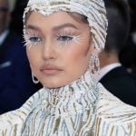 Gigi-Hadid-met-gala-2019-unutulmayacak-sac-ve-makyaj-gorunum-ler-i-tema-konsept